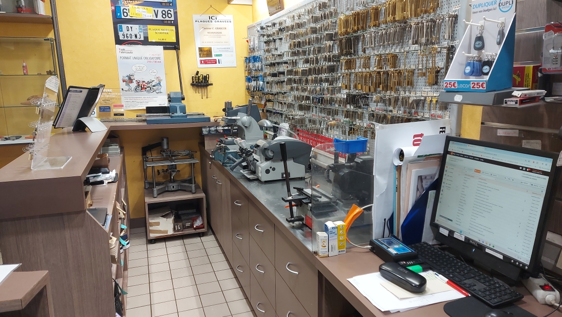 Vente Cordonnerie Multiservice - Poitiers - Region Nouvelle Aquitaine