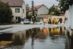 Inondations en Bretagne : l’Urssaf et le CPSTI activent des mesures d’urgence pour soutenir artisans et commerçants